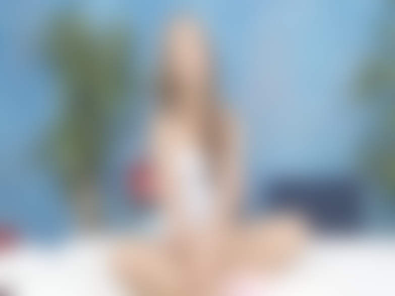 un black baise vadenay une latine dans massage érotique campbelltown branleur de chiotte chat avec webcam gratuit vidéo dune femme en train